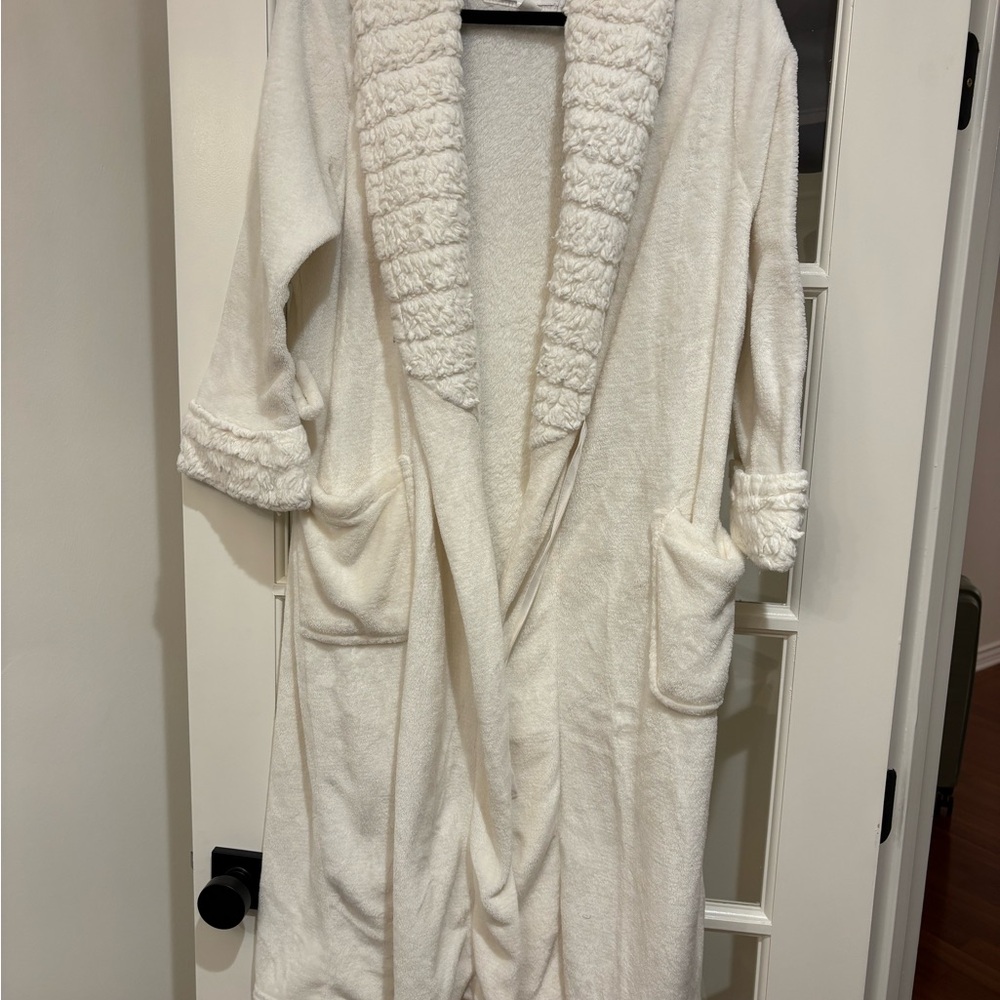 Midnight by Carole Hochman Plush Cream Robe